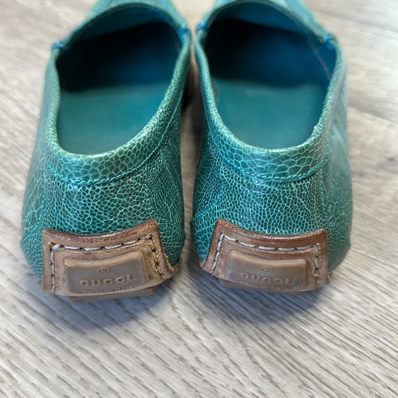 GUCCI crocodile leather slip on driving shoes with rubber soles teal 6 1/2 - Picture 6 of 13
